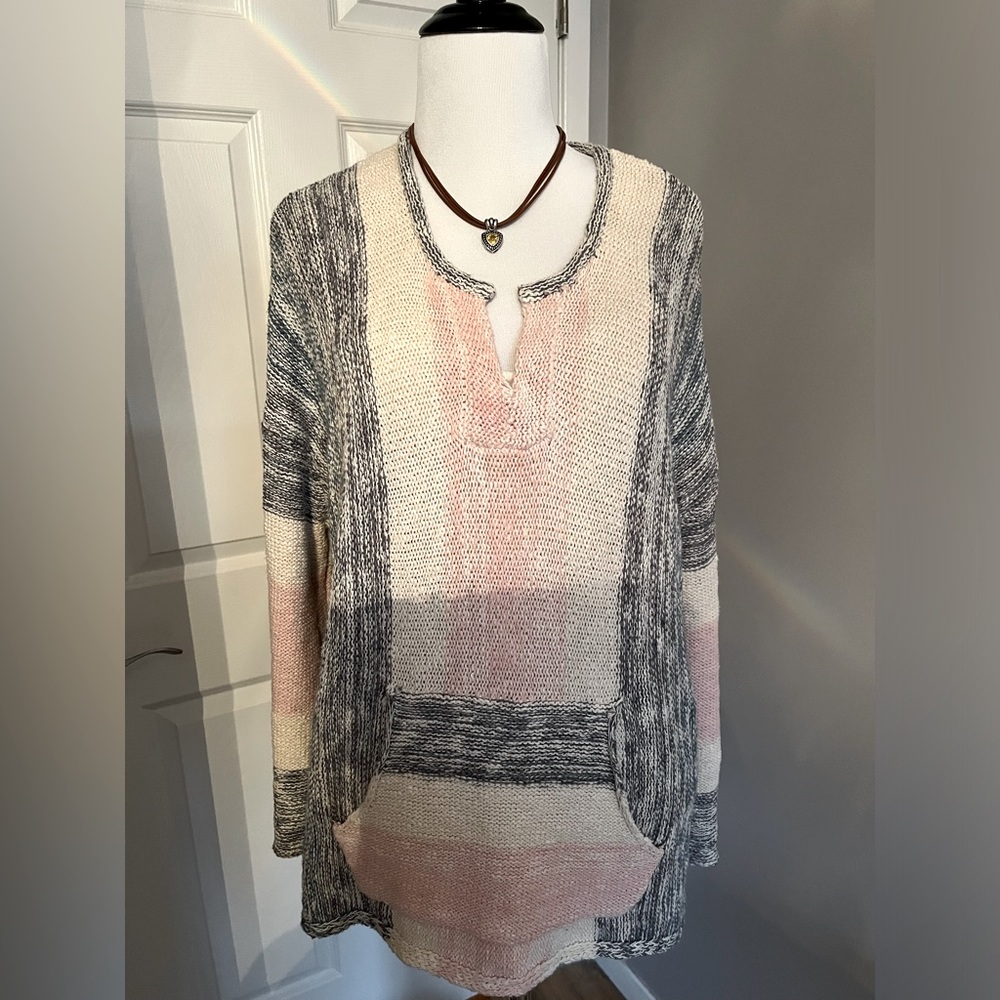 RIPCURL beach wear pull over cover up size SMALL